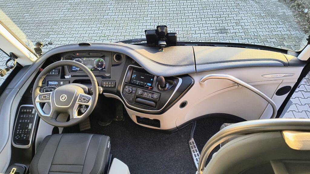 TG Tours Irizar